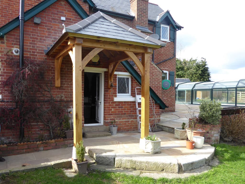 Floor and Wall Mounted Porch Gregory